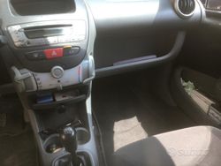 Grigio Usata 2007 Citroën C1 Due volumi | 2300 € (Buon prezzo)