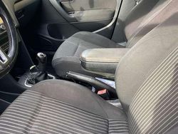 Grigio Usata 2011 VW Polo Comfortline Tre volumi | 5250 € (Ottimo prezzo)