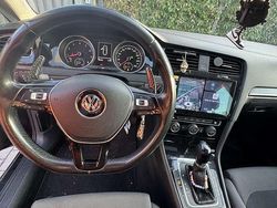 Usata 2014 VW Golf VII Highline Tre volumi | 10.500 € (Buon prezzo)