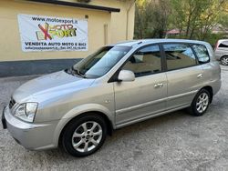 Argento Usata 2004 Kia Carens EX Monovolume | 2490 €