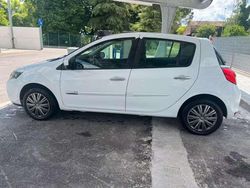 Bianco Usata 2010 Renault Clio II Luxe Tre volumi | 2600 € (Ottimo prezzo)