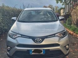 Usata 2016 Toyota RAV4 | 15.000 €