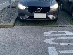 Grigio Usata 2018 Volvo XC60 SUV | 25.000 € (Cara)