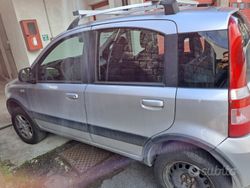 Grigio Usata 2011 Fiat Panda 4x4 Due volumi | 5500 € (Buon prezzo)