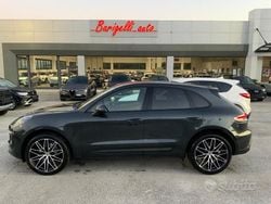 Grigio Usata 2022 Porsche Macan SUV | 59.000 € (Buon prezzo)