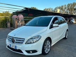 Bianco Usata 2013 Mercedes B200 Monovolume | 8500 € (Buon prezzo)