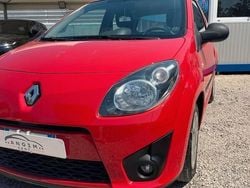 Rosso Usata 2009 Renault Twingo Dynamique Due volumi | 4490 € (Buon prezzo)