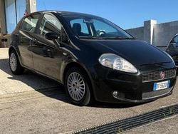 Grigio Usata 2009 Fiat Grande Punto Due volumi | 3500 € (Buon prezzo)
