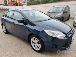 Blu Usata 2012 Ford Focus Titanium Tre volumi | 6499 € (Buon prezzo)