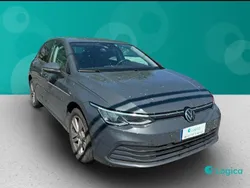 Grigio antracite Usata 2020 VW Golf VII Life Tre volumi | 20.900 € (Buon prezzo)
