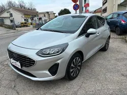Grigio Usata 2023 Ford Fiesta Titanium Due volumi | 14.890 € (Buon prezzo)