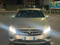 Grigio Usata 2013 Mercedes A180 Executive Tre volumi | 9500 € (Buon prezzo)