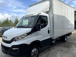 Bianco(met.) Usata 2018 Iveco Daily Cabrio | 24.900 € (Cara)