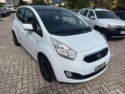 Bianco Usata 2013 Kia Venga Active Due volumi | 5700 € (Buon prezzo)
