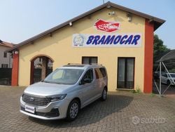 Argento Usata 2024 Ford Tourneo Connect Titanium Monovolume | 27.900 € (Buon prezzo)