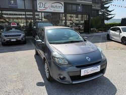 Grigio scuro Usata 2010 Renault Clio II Luxe | 3490 € (Buon prezzo)