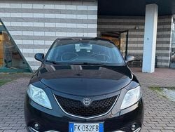 Nero Usata 2017 Lancia Ypsilon Gold Due volumi | 6900 € (Ottimo prezzo)