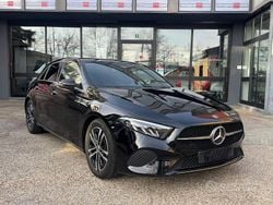 Nero Usata 2024 Mercedes A180 Advanced Plus Tre volumi | 25.900 € (Super prezzo)