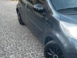 Grigio Usata 2008 Peugeot 107 Due volumi | 3450 € (Buon prezzo)