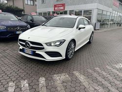 Bianco Usata 2020 Mercedes CLA180 Shooting Brake Premium Station wagon | 24.999 € (Cara)