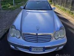 Usata 2004 Mercedes C220 Tre volumi | 2499 € (Ottimo prezzo)