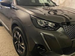 Usata 2021 Peugeot 2008 Allure SUV | 17.700 € (Buon prezzo)