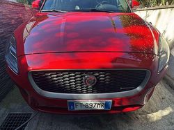 Usata 2018 Jaguar E-Pace R-Dynamic SUV | 11.600 € (Buon prezzo)