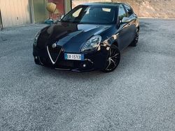 Blu Usata 2013 Alfa Romeo Giulietta Due volumi | 6450 € (Buon prezzo)