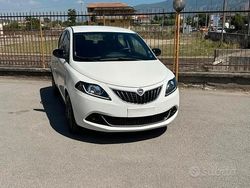 Bianco Usata 2021 Lancia Ypsilon Silver Due volumi | 9390 € (Buon prezzo)