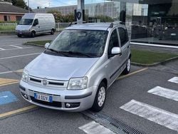 Argento Usata 2010 Fiat Panda Emotion Due volumi | 3900 € (Buon prezzo)
