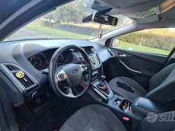 Nero Usata 2011 Ford Focus Tre volumi | 1000 €