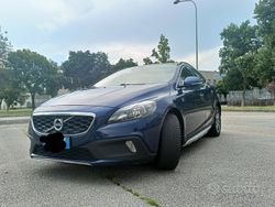 Blu Usata 2015 Volvo V40 Station wagon | 11.000 € (Buon prezzo)