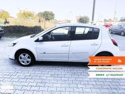 Usata 2011 Renault Clio III Due volumi | 3999 € (Cara)