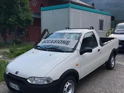 Bianco(met.) Usata 2000 Fiat Strada Pick-up | 5900 € (Cara)