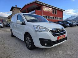 Bianco Usata 2016 Peugeot Partner Monovolume | 10.450 € (Molto cara)