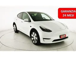 Bianco perlato Usata 2023 Tesla Model Y Long Range AWD SUV | 38.900 € (Ottimo prezzo)