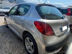 Argento Usata 2009 Peugeot 207 Sport Due volumi | 3300 € (Buon prezzo)