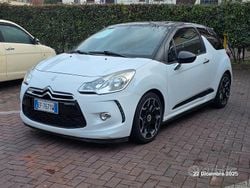 Bianco Usata 2011 DS Automobiles DS3 Coupé | 6400 €