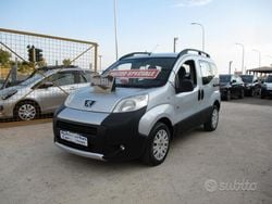 Grigio Usata 2011 Peugeot Bipper Premium Monovolume | 5490 € (Buon prezzo)