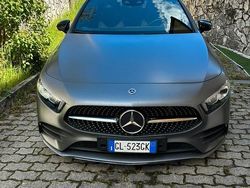 Grigio Usata 2018 Mercedes A180 Premium Tre volumi | 20.490 € (Buon prezzo)