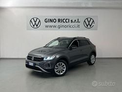 Grigio Nuova 2025 VW T-Roc SUV | 32.500 € (Buon prezzo)