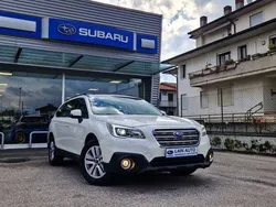 Bianco Usata 2015 Subaru Outback Style SUV | 12.500 €