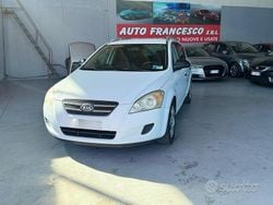 Bianco Usata 2009 Kia Ceed EX Due volumi | 3100 € (Molto cara)