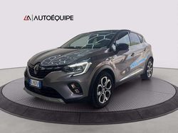 Grigio Usata 2022 Renault Captur Engineered SUV | 19.990 € (Buon prezzo)