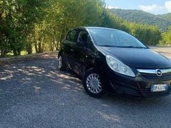 Usata 2007 Opel Corsa Club Tre volumi | 1600 € (Ottimo prezzo)