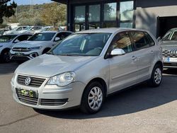 Grigio Usata 2005 VW Polo Comfortline Tre volumi | 2900 € (Buon prezzo)