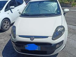 Usata 2010 Fiat Grande Punto Active Due volumi | 3000 € (Cara)