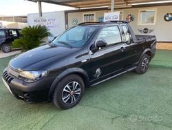 Nero Usata 2012 Fiat Strada Pick-up | 9999 €