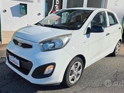 Bianco Usata 2012 Kia Picanto Style Due volumi | 6200 € (Cara)