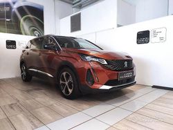 Arancione Usata 2023 Peugeot 5008 GT Monovolume | 25.300 € (Buon prezzo)